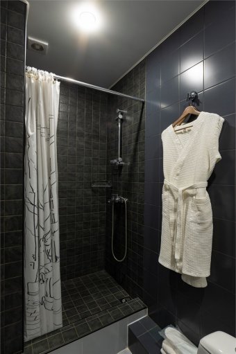 Double room with two beds: Photo 3